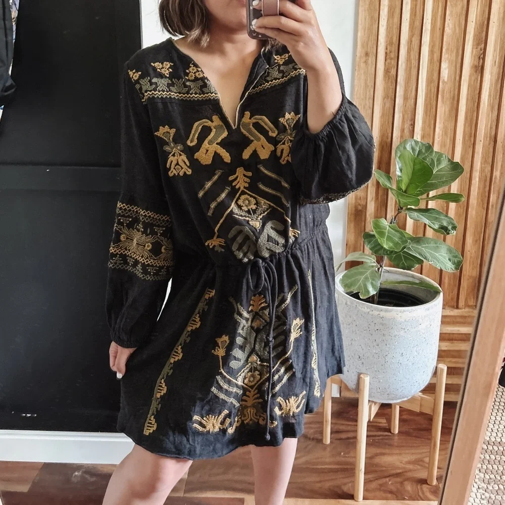 Free people anouk Embroidered Dress. Size S